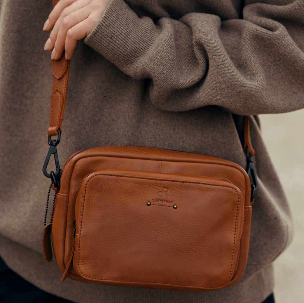 dR Amsterdam Crossbodytas Tampa 933738 cognac model